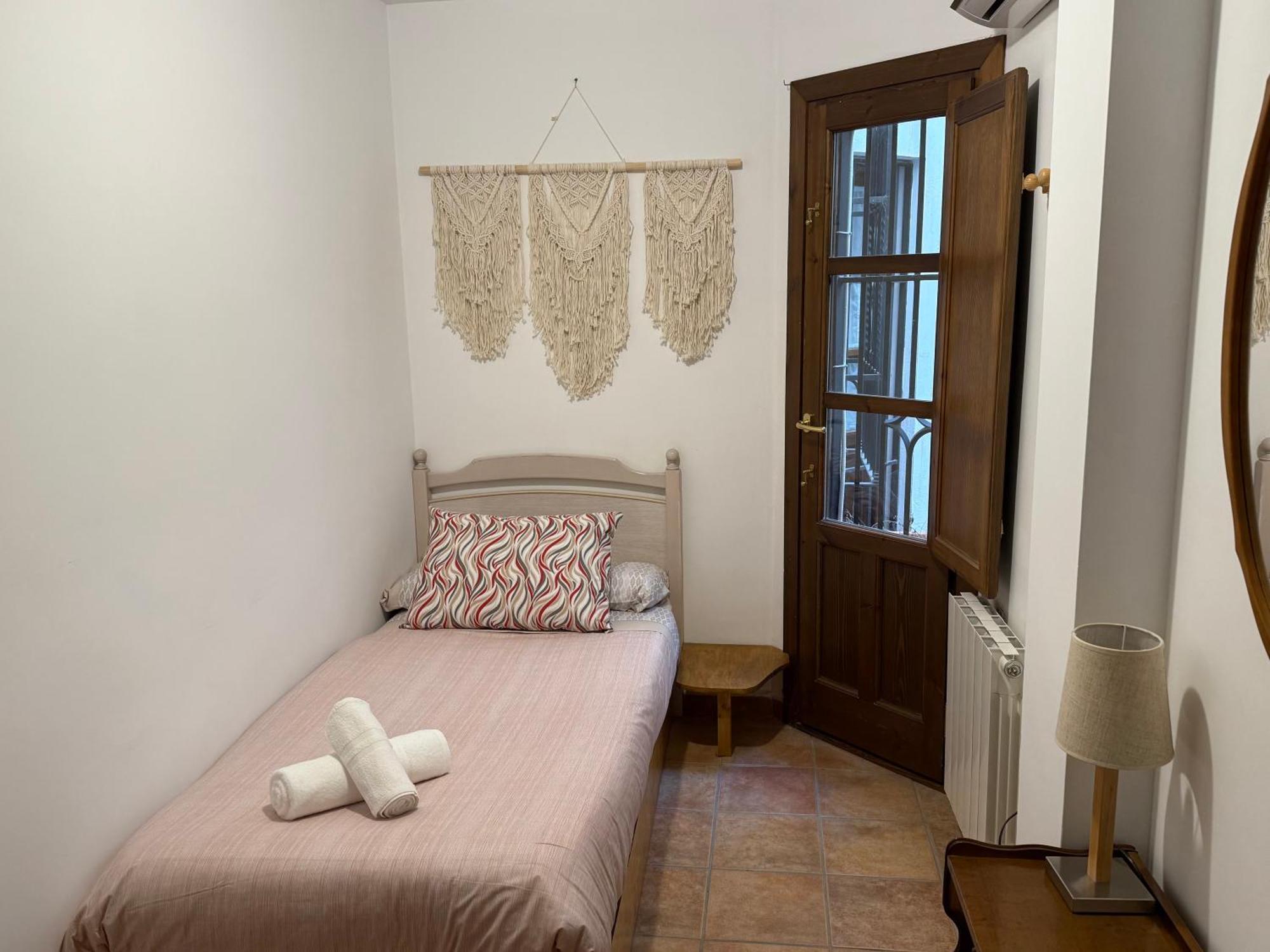 Apartamento Charming Albaicin Patio Flat Free Onsite Parking Granada Exterior foto